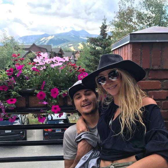 Meet your Posher, Alexandra - Picture 1 of 1